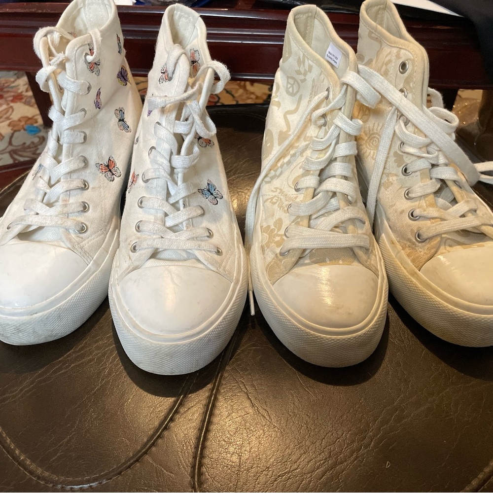 BUNDLE AND SAVE! TWO American eagle sneakers for girls